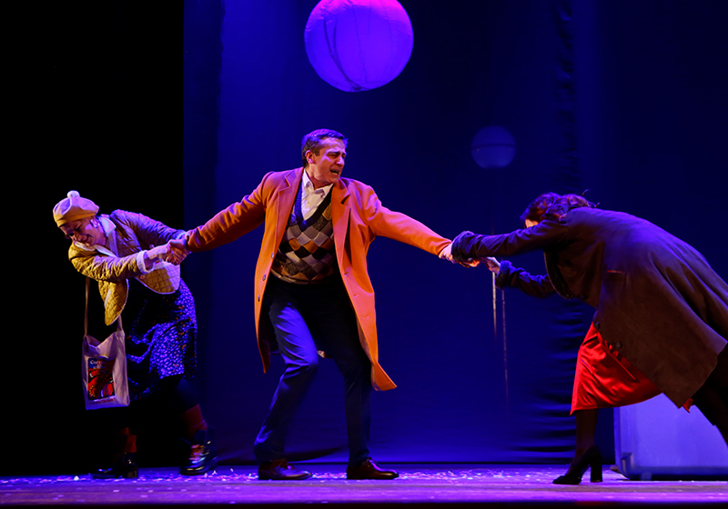 2024 afisha kogdaangelishutyat ill3